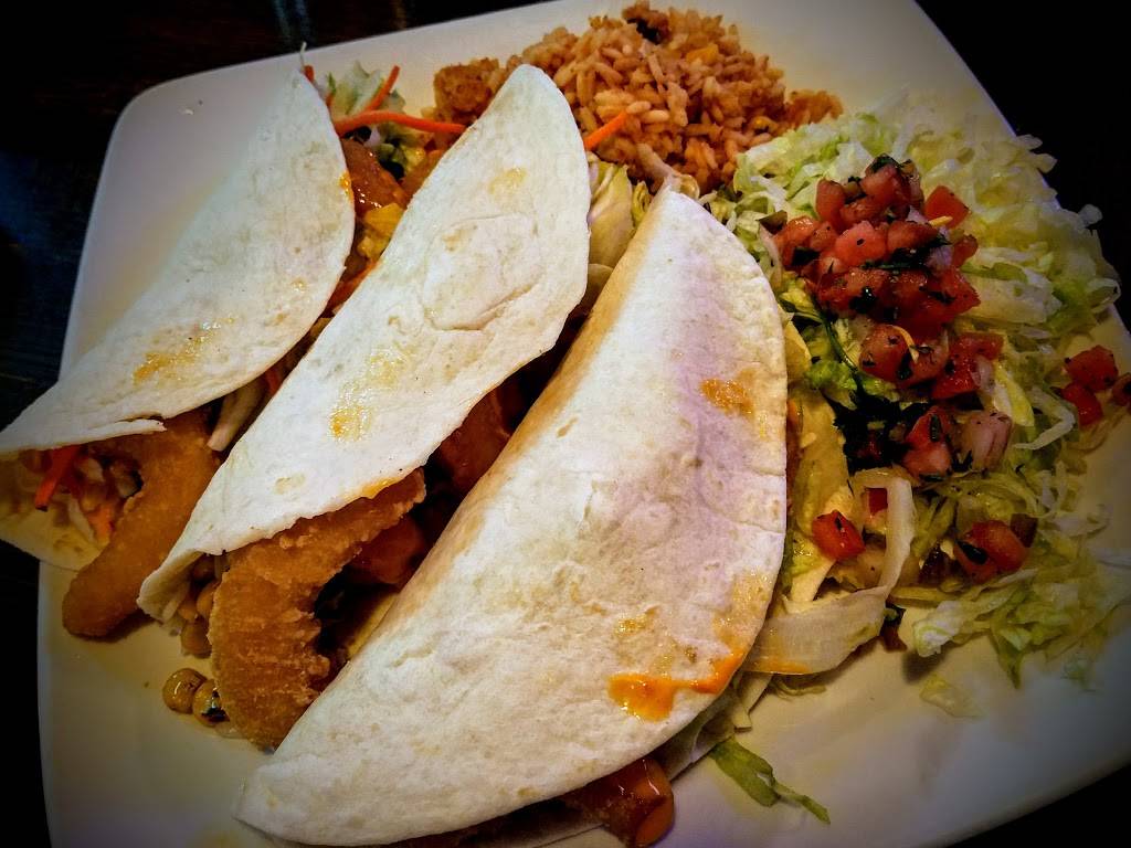 T.J. Hooligans | restaurant | 16731 State Hwy 13, Prior Lake, MN 55372, USA | 9524476668 OR +1 952-447-6668