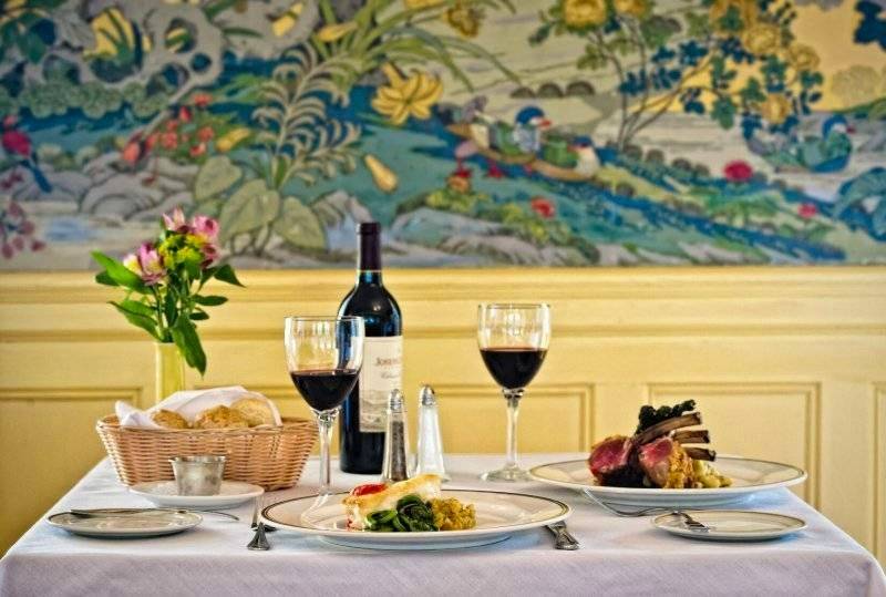 Peabodys at the Asticou | restaurant | 15 Peabody Dr, Northeast Harbor, ME 04662, USA | 2072763344 OR +1 207-276-3344