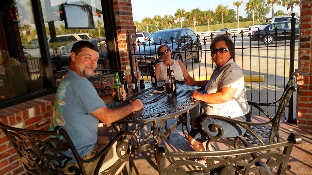 Wyanks Clubhouse Restaurant and Sports Bar | restaurant | 6433 Alma St, Houma, LA 70364, USA | 9855805301 OR +1 985-580-5301