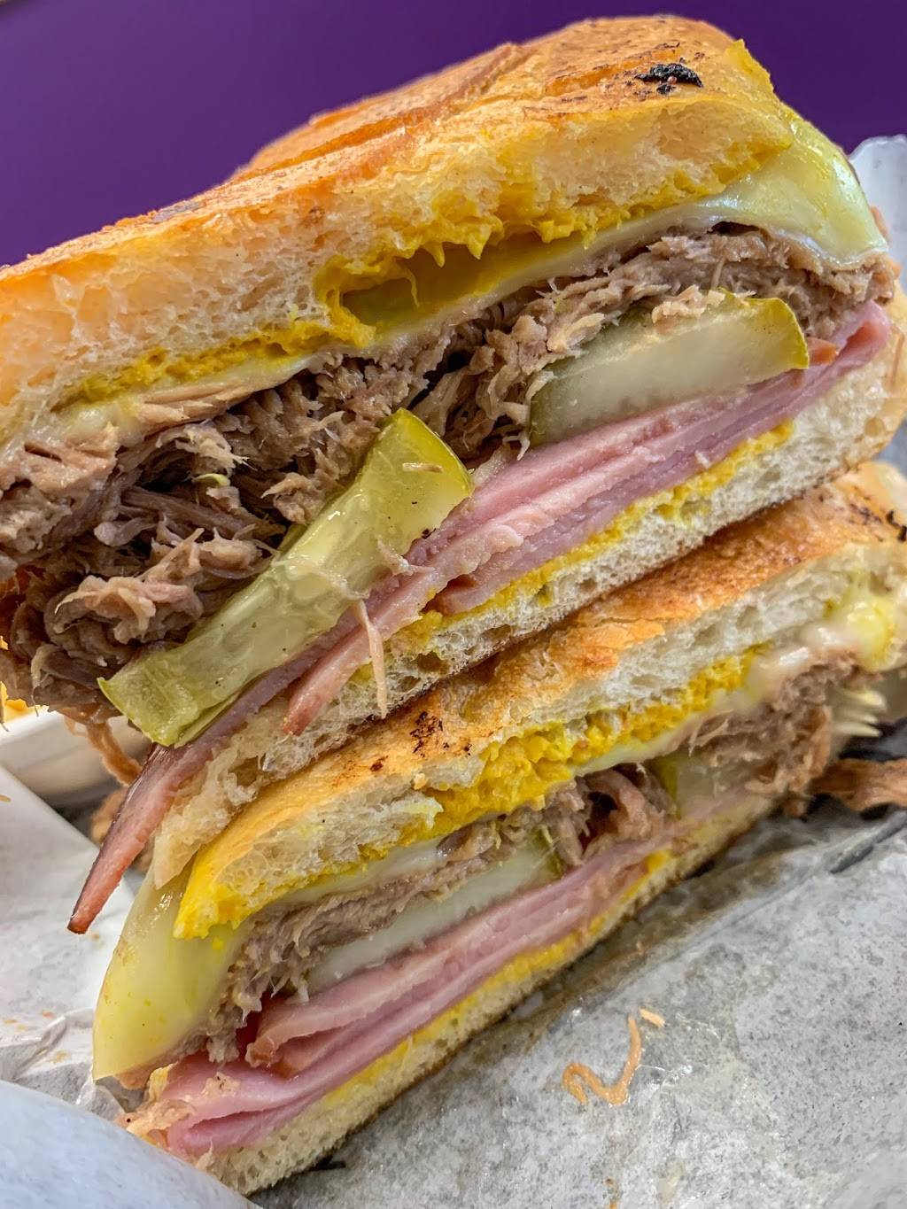 Stuffed to the grills | restaurant | 6750 Iroquois Trail suite 5, Allentown, PA 18104, USA | 4842746760 OR +1 484-274-6760