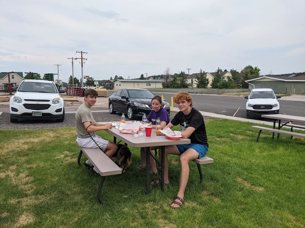 Estelas | restaurant | 115 E 3rd St, Pine Bluffs, WY 82082, USA | 3072459411 OR +1 307-245-9411