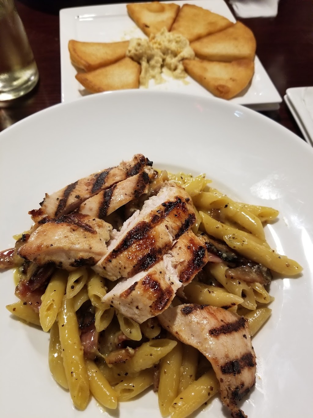 Baby Garlic Bistro | restaurant | 2770 suite 1 freedom parkway, Fayetteville, NC 28314, USA | 9104873333 OR +1 910-487-3333