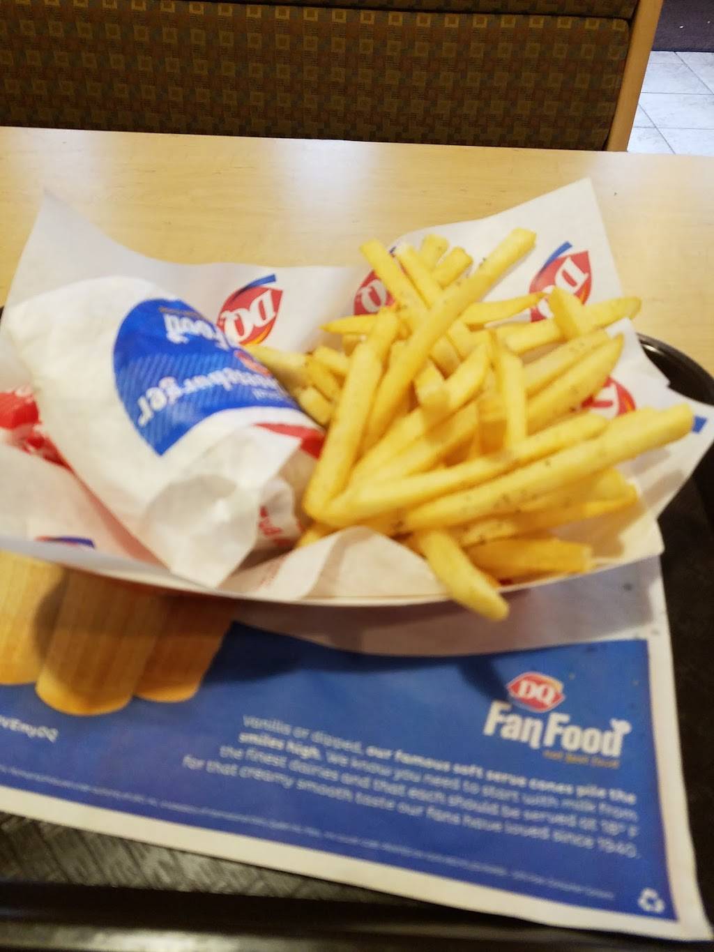 Dairy Queen Grill & Chill | restaurant | 225 Milford St, Clarksburg, WV 26301, USA | 3046239660 OR +1 304-623-9660