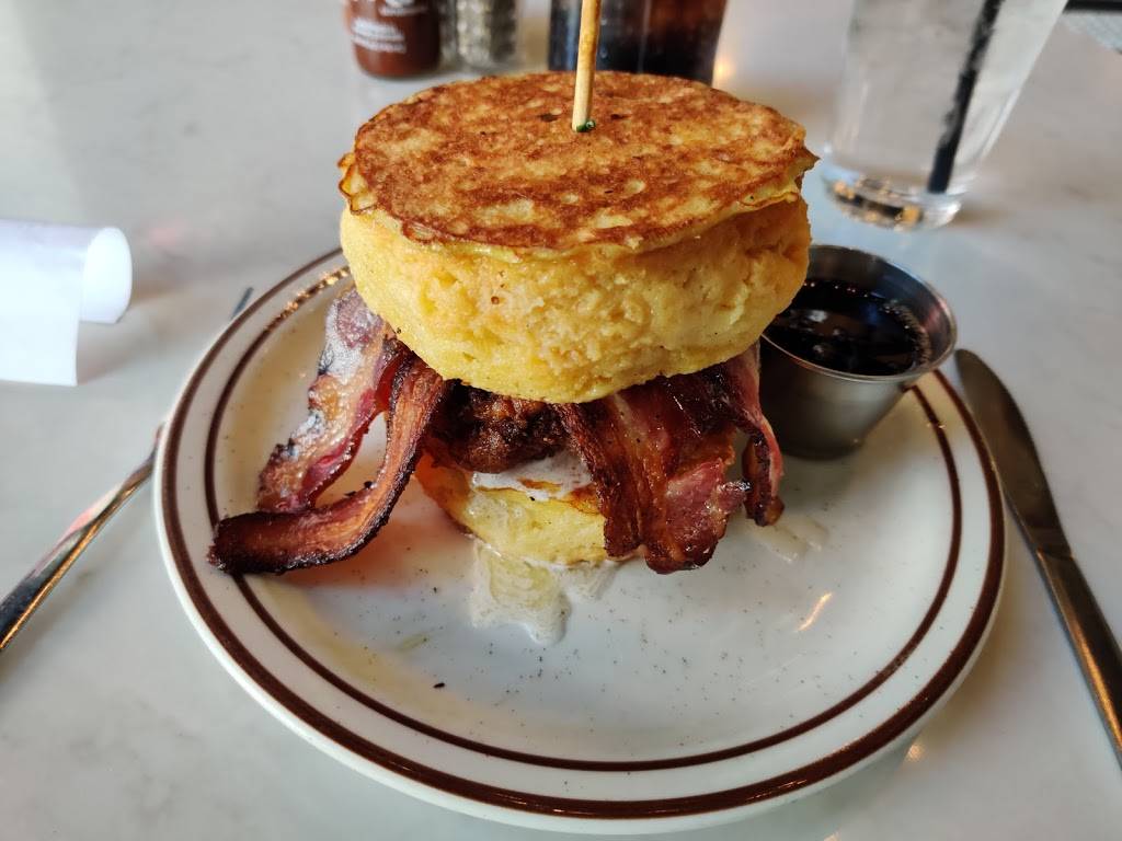 Denver Biscuit Company | restaurant | 2501 Dallas St, Aurora, CO 80010, USA | 3033777900 OR +1 303-377-7900