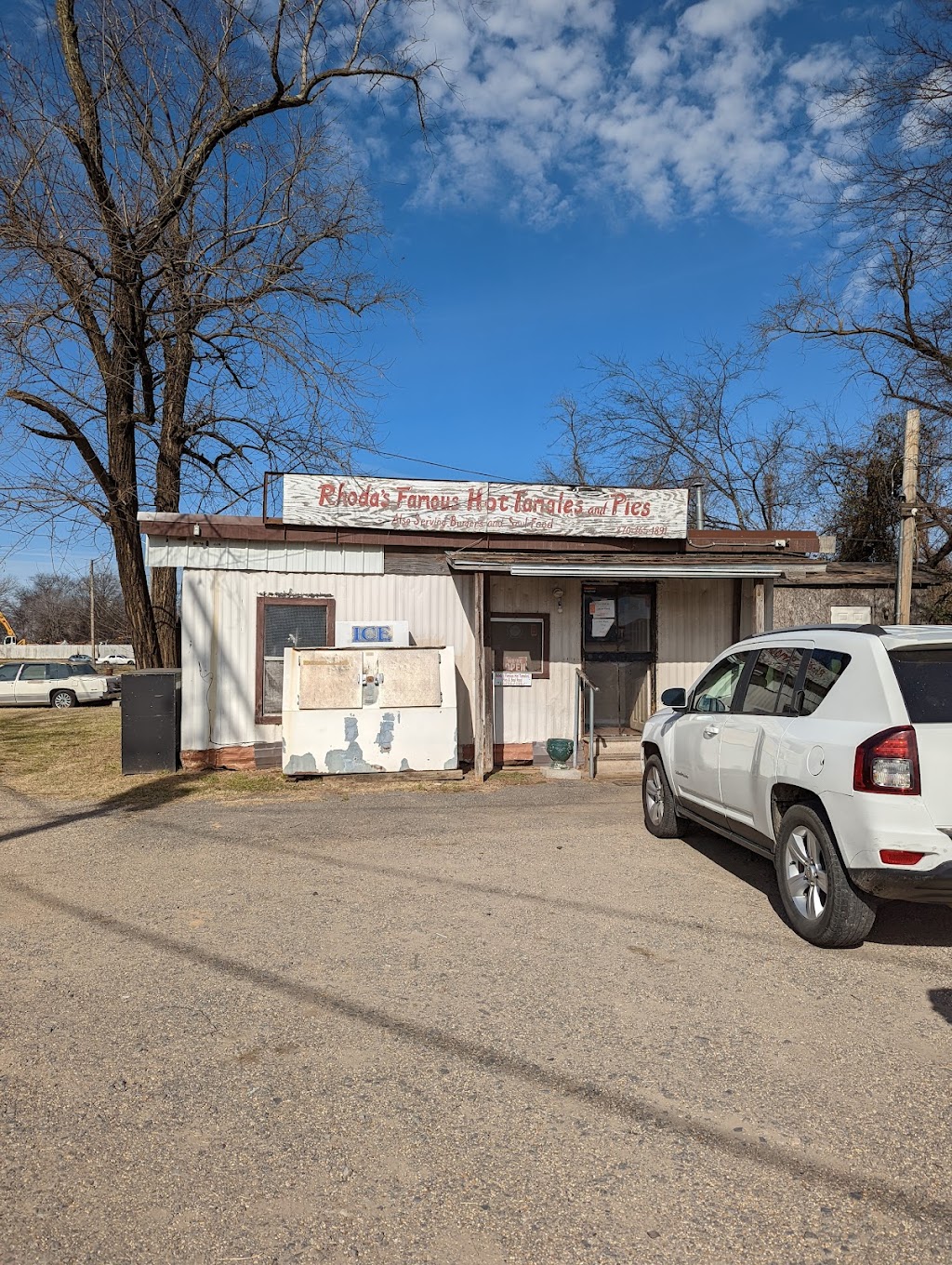 Rhodas Famous Hot Tamales | restaurant | 714 St Marys St, Lake Village, AR 71653, USA | 8702653108 OR +1 870-265-3108