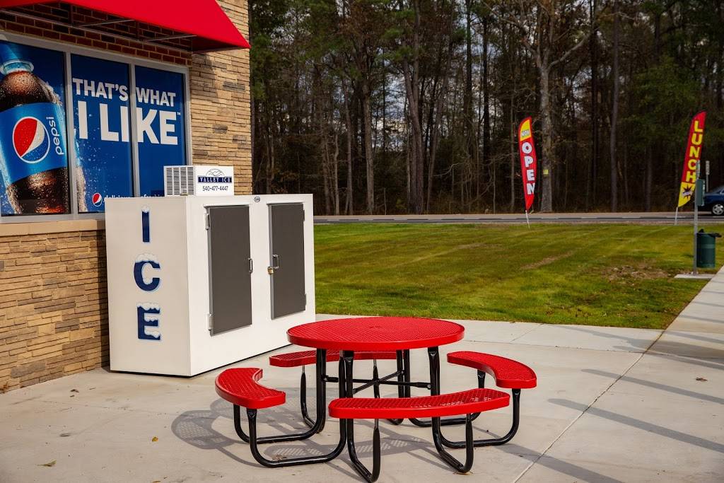 RAMS Cafe | restaurant | 12600 S Crater Rd, Petersburg, VA 23805, USA | 8045045821 OR +1 804-504-5821