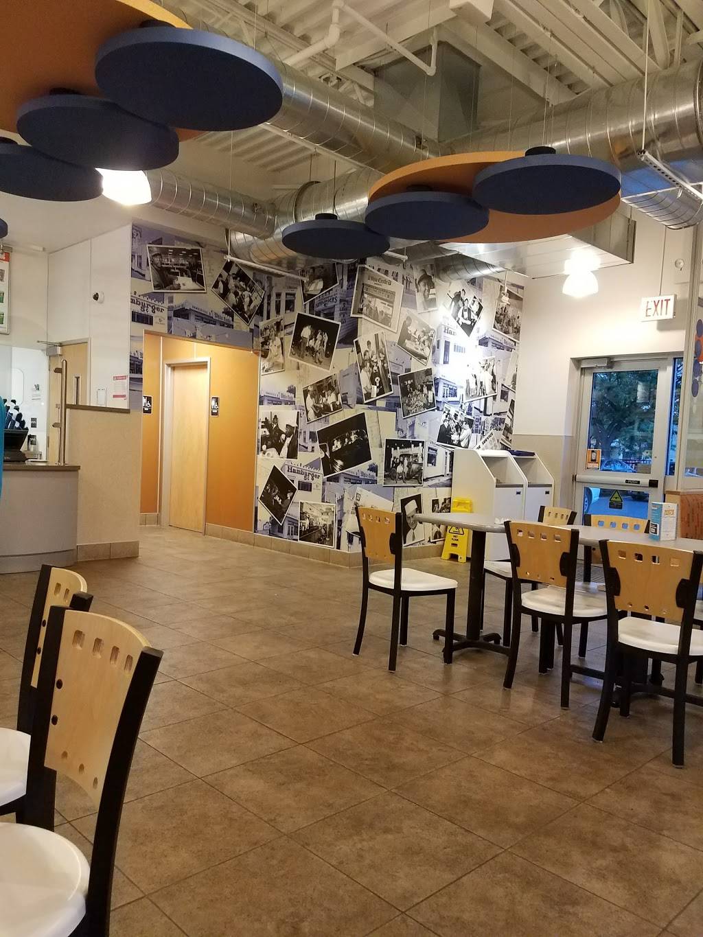 White Castle | restaurant | 7900 S Stony Island Ave, Chicago, IL 60617, USA | 3129755299 OR +1 312-975-5299