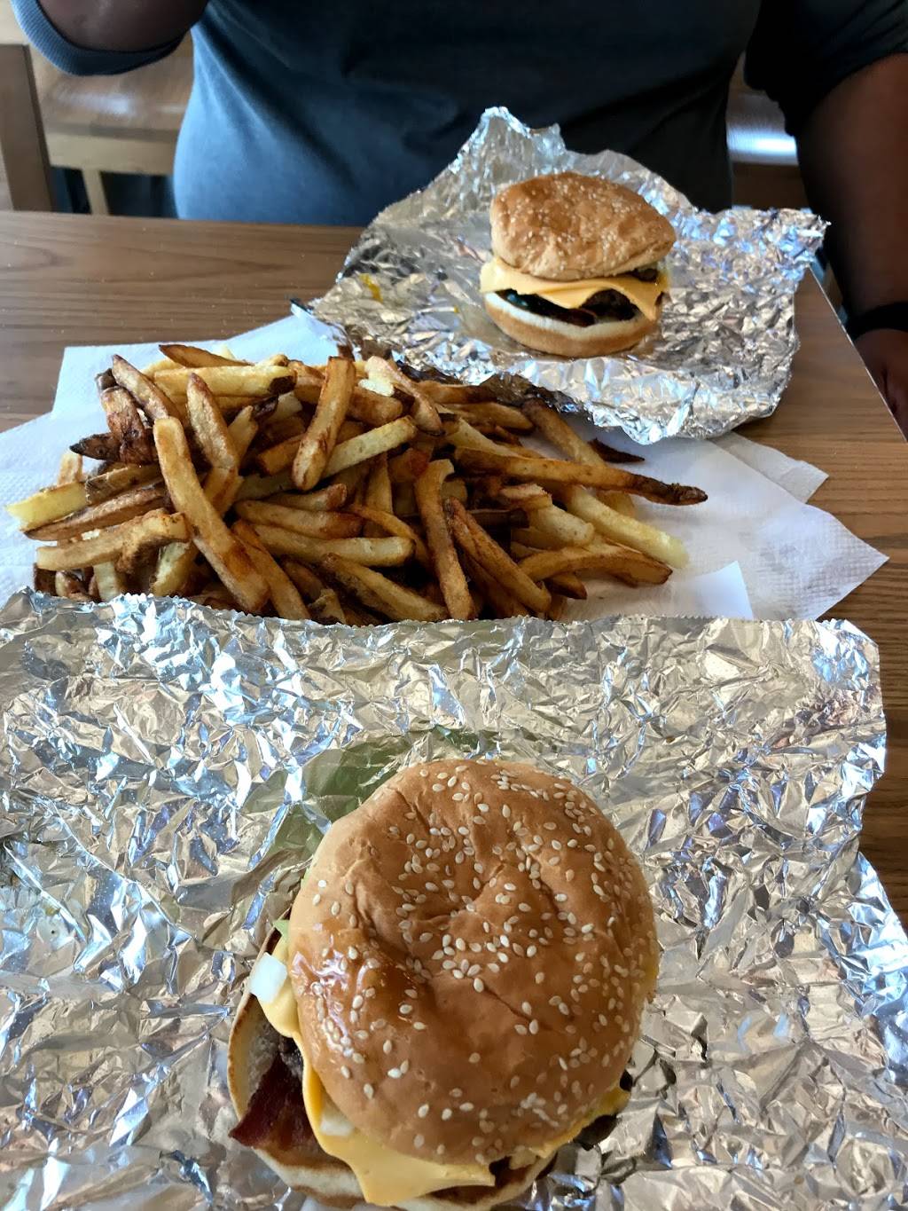 Five Guys | meal takeaway | 20 University Blvd, Harrisonburg, VA 22801, USA | 5402172952 OR +1 540-217-2952