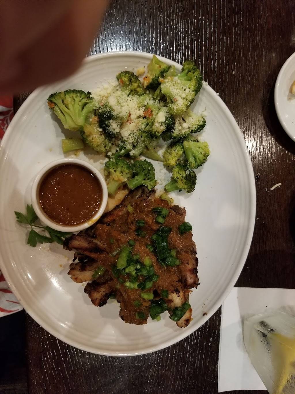 Carrabbas Italian Grill | restaurant | 511 Courtfield Dr, Murrells Inlet, SC 29576, USA | 8436523800 OR +1 843-652-3800