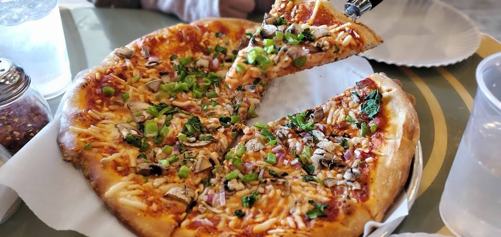 Kato Pizzeria | restaurant | 1600 Warren St Suite #3, Mankato, MN 56001, USA | 5077206659 OR +1 507-720-6659