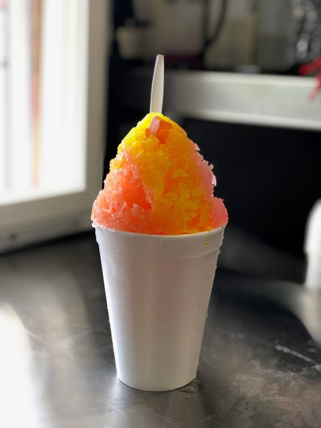 Who Dat Snoballs | restaurant | 4809 McAdory School Rd, Bessemer, AL 35022, USA | 2057741402 OR +1 205-774-1402