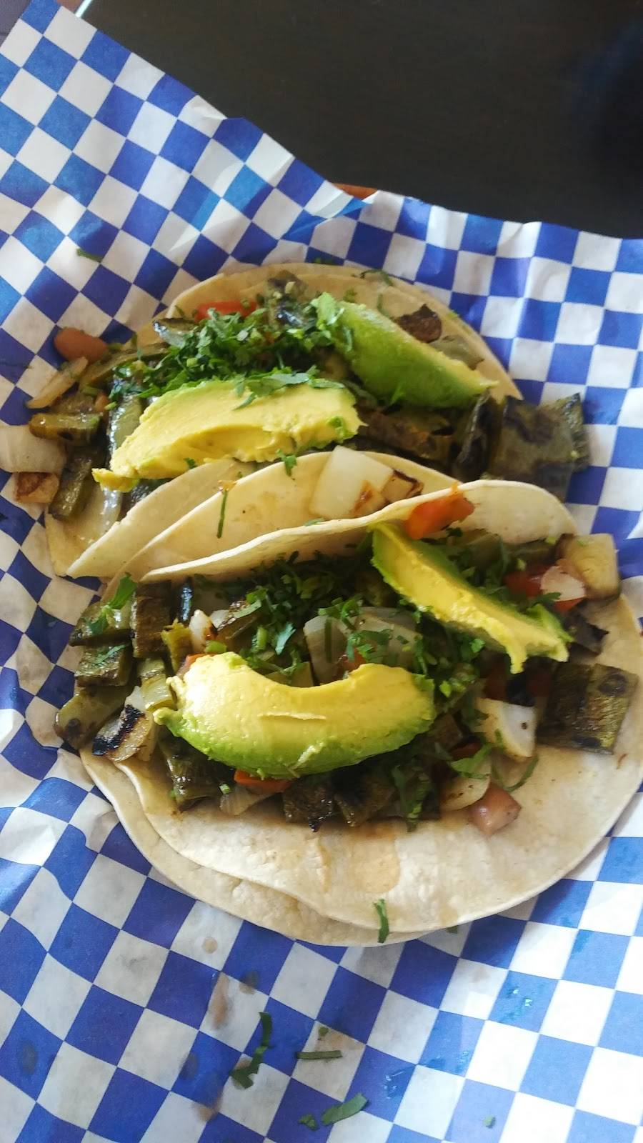 Tacomania | restaurant | 5292 Monterey Rd, San Jose, CA 95111, USA | 4082258353 OR +1 408-225-8353