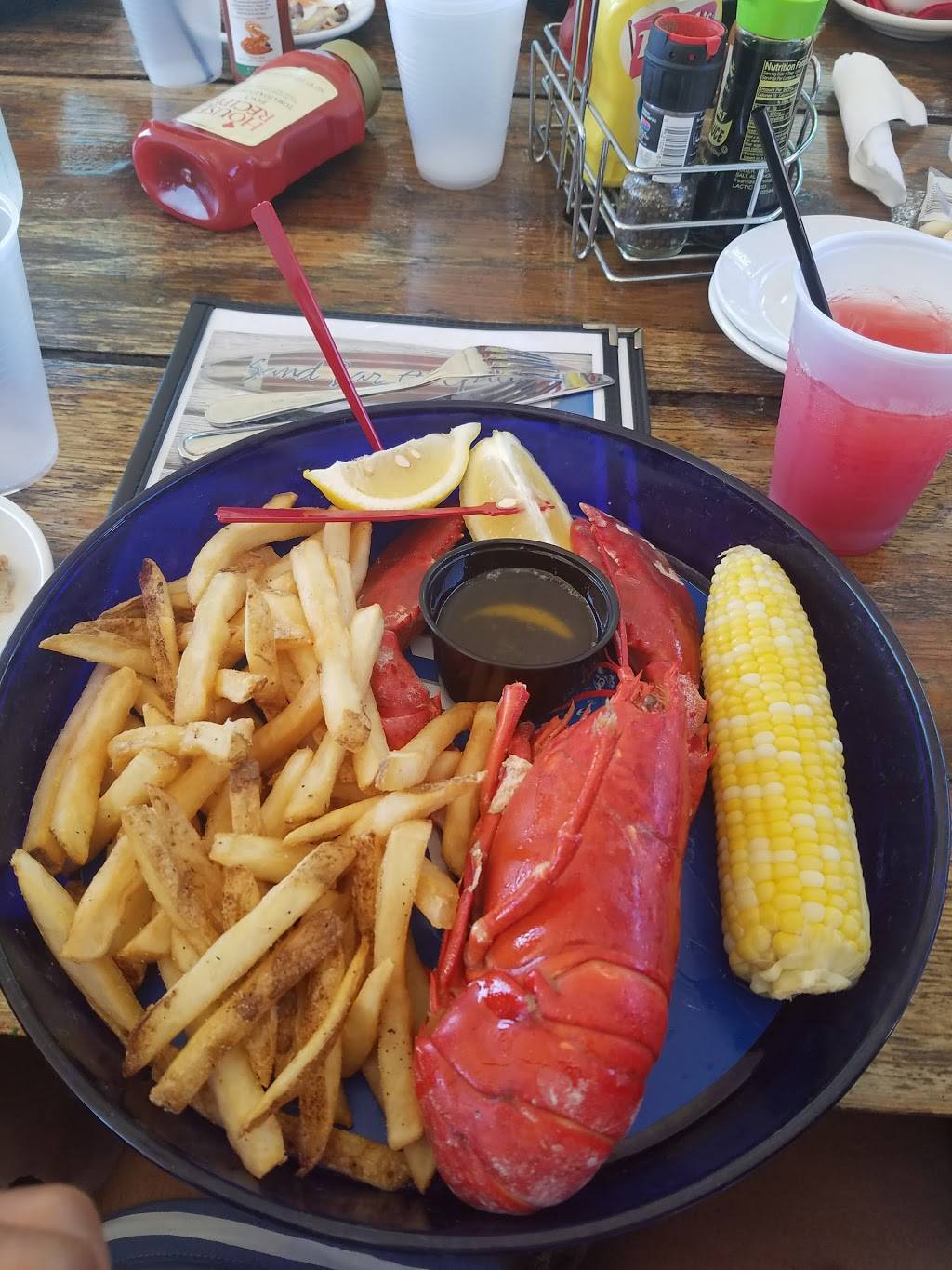 Sand Bar & Grille | restaurant | 6 Circuit Avenue Extension, Oak Bluffs, MA 02557, USA | 5086937111 OR +1 508-693-7111