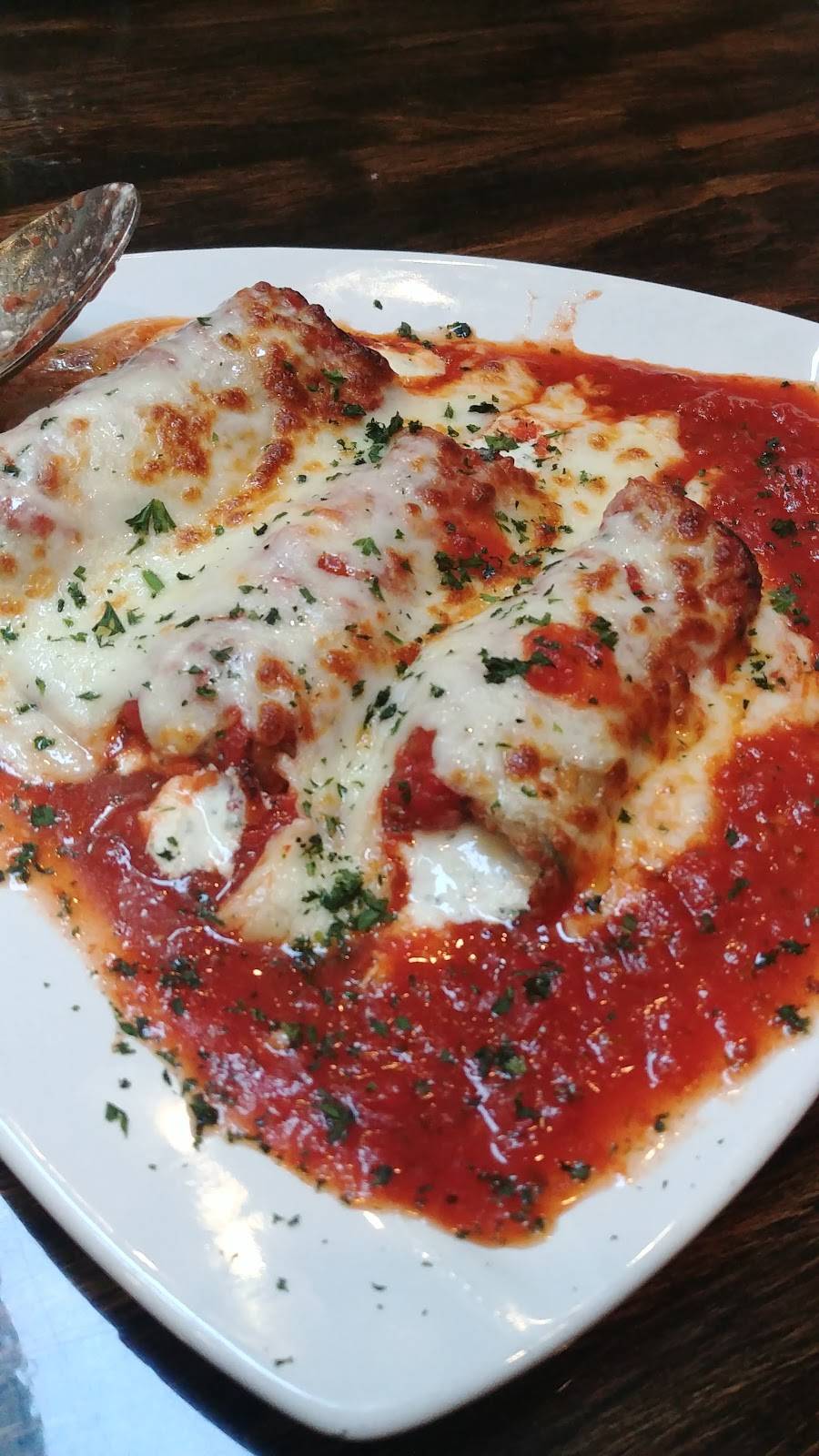 Marios | restaurant | 60 Shaker Rd, East Longmeadow, MA 01028, USA | 4132242295 OR +1 413-224-2295