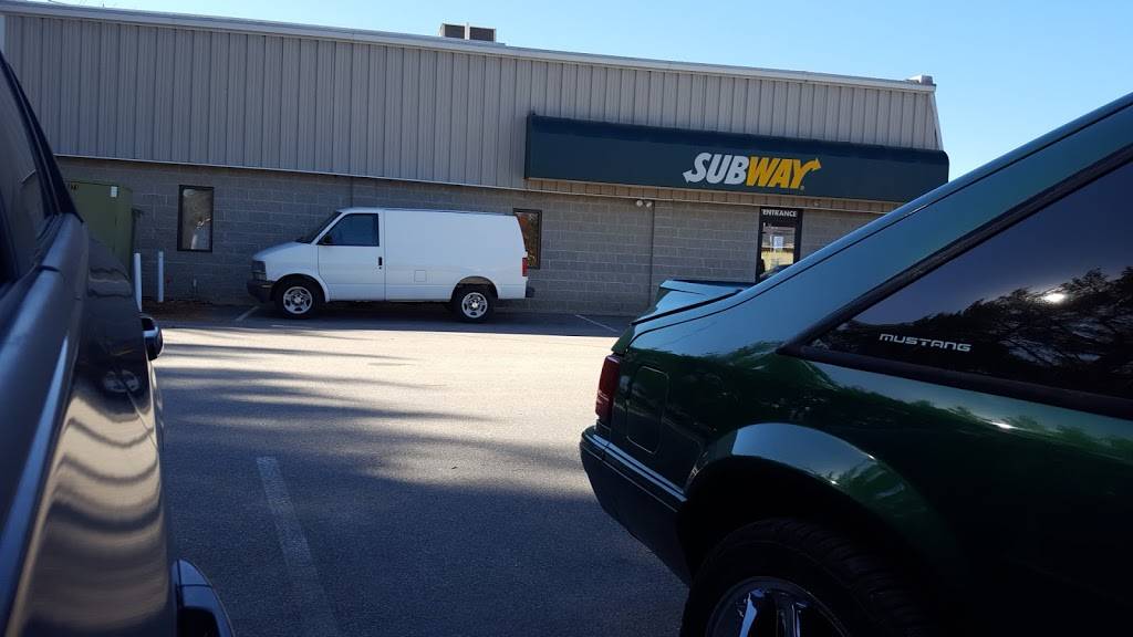 Subway | restaurant | 350 NH-108, Somersworth, NH 03878, USA | 6038415127 OR +1 603-841-5127