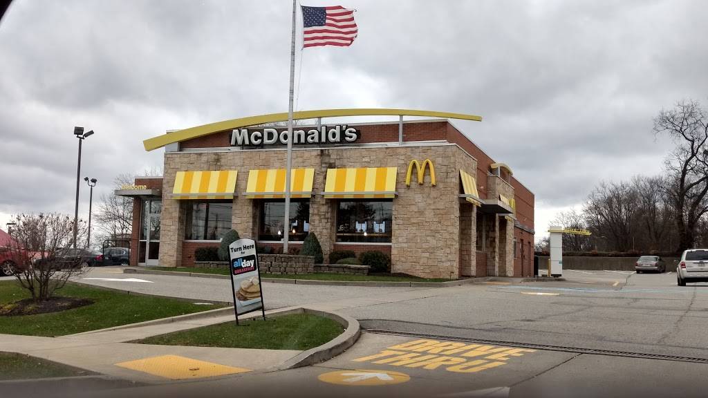 McDonalds | cafe | 4317 Northern Pike, Monroeville, PA 15146, USA | 4123720360 OR +1 412-372-0360