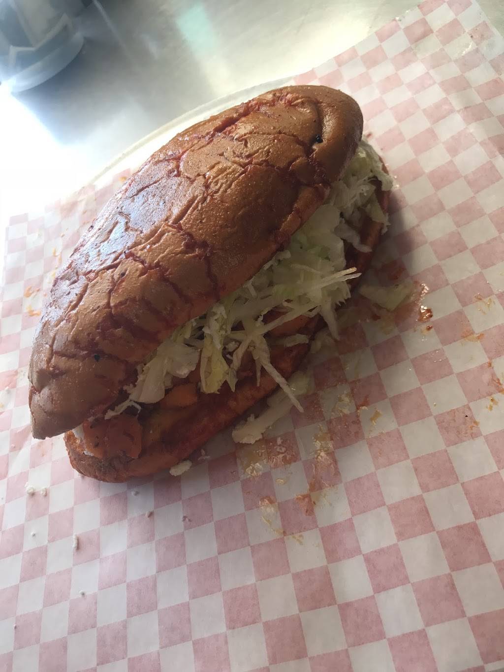 Taqueria Las 3 Comadres | restaurant | 8529 C E King Pkwy, Houston, TX 77044, USA | 2818915407 OR +1 281-891-5407