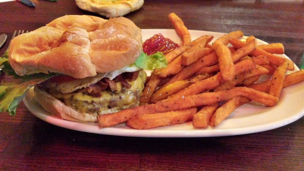 Eddie OBriens Grille and Bar | restaurant | 92 Seneca St, Geneva, NY 14456, USA | 3157897999 OR +1 315-789-7999