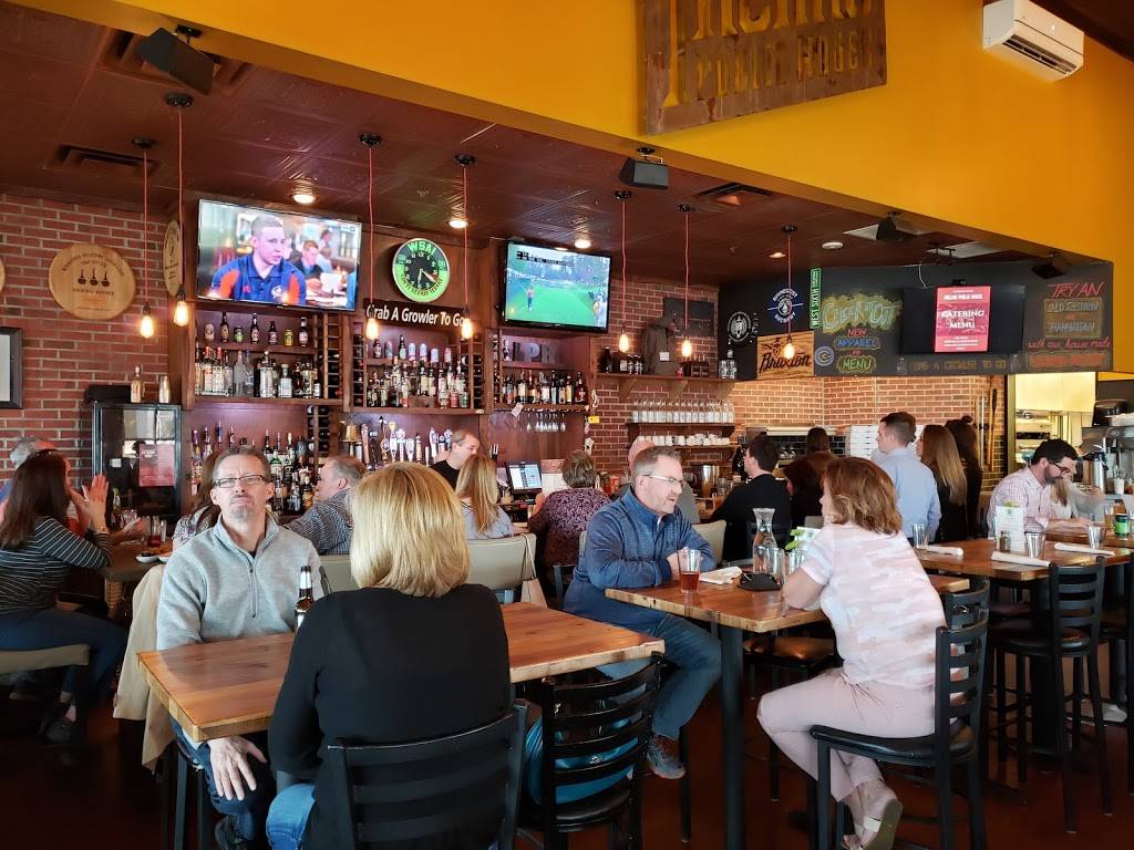 Incline Public House | restaurant | 2601 Eighth St W, Cincinnati, OH 45204, USA | 5132513000 OR +1 513-251-3000