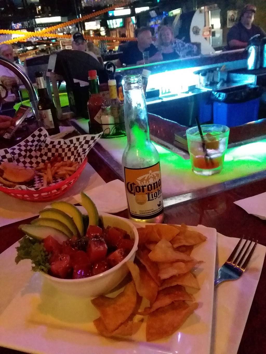 Azars Sports Bar | restaurant | 2215 Michael Dr, Newbury Park, CA 91320, USA | 8054982365 OR +1 805-498-2365