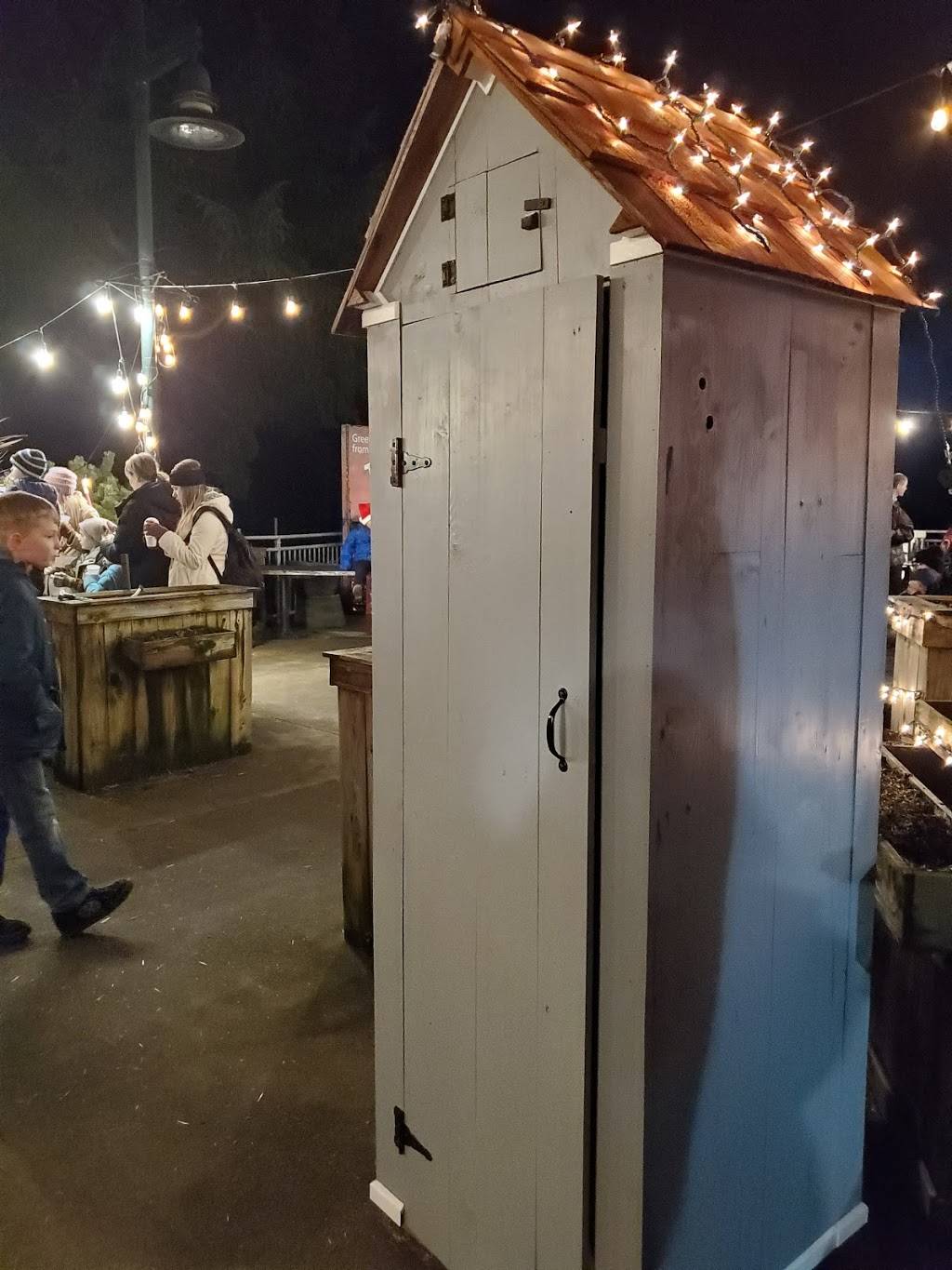 Bleachers Grill At Cedar Crest | restaurant | 6810 84th St NE, Marysville, WA 98270, USA | 3606593388 OR +1 360-659-3388