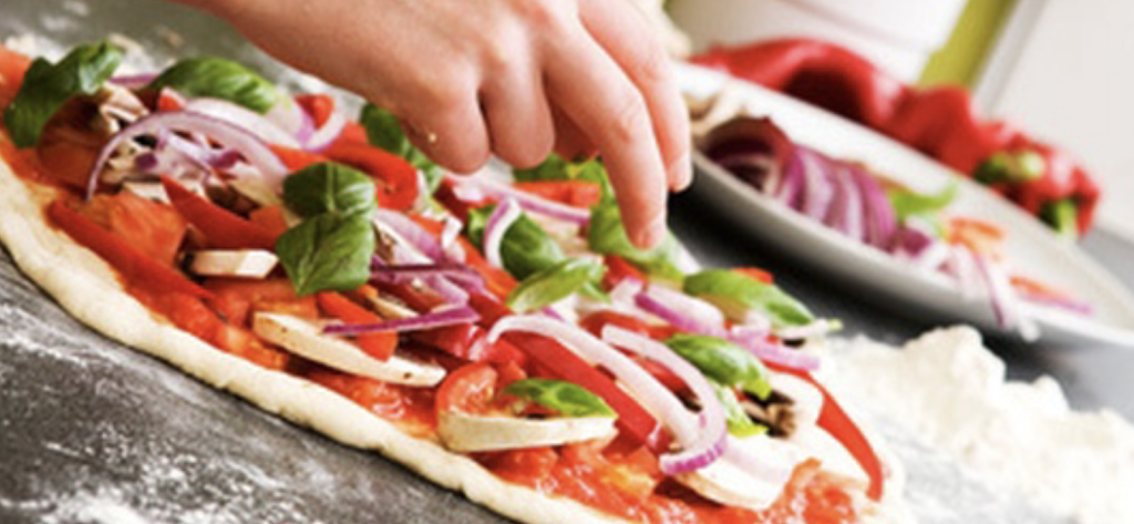 Cassabs Pizza Factory | restaurant | 2821 Fort St, Wyandotte, MI 48192, USA | 3136471545 OR +1 313-647-1545