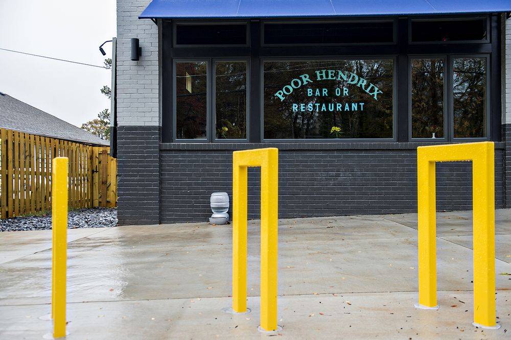 Poor Hendrix | restaurant | 2371 Hosea L Williams Dr SE Bldg. 2, Atlanta, GA 30317, USA | 4045498756 OR +1 404-549-8756