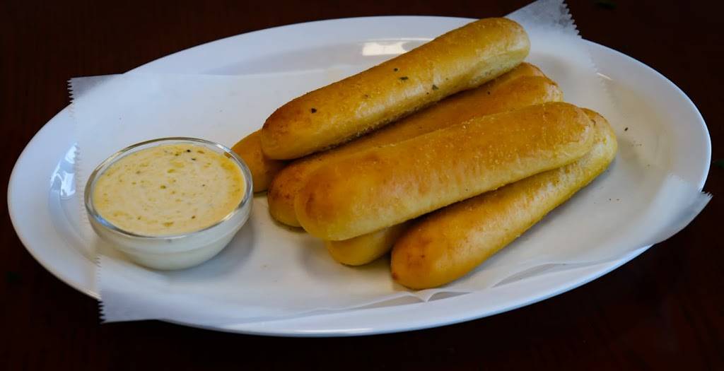 Amigos Pizza | restaurant | 6400 International Dr suite 160, Orlando, FL 32819, USA | 4072035522 OR +1 407-203-5522