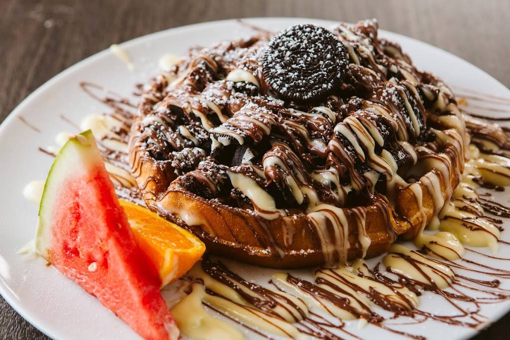 Petinos Blainville | restaurant | 1435 Boulevard Michèle-Bohec, Blainville, QC J7C 0M4, Canada | 4504331993 OR +1 450-433-1993