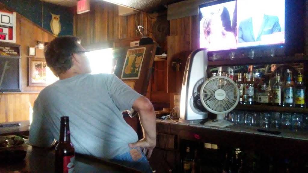 Vinnys Bar | restaurant | 2700 S Union Ave, Bakersfield, CA 93307, USA | 6613216041 OR +1 661-321-6041