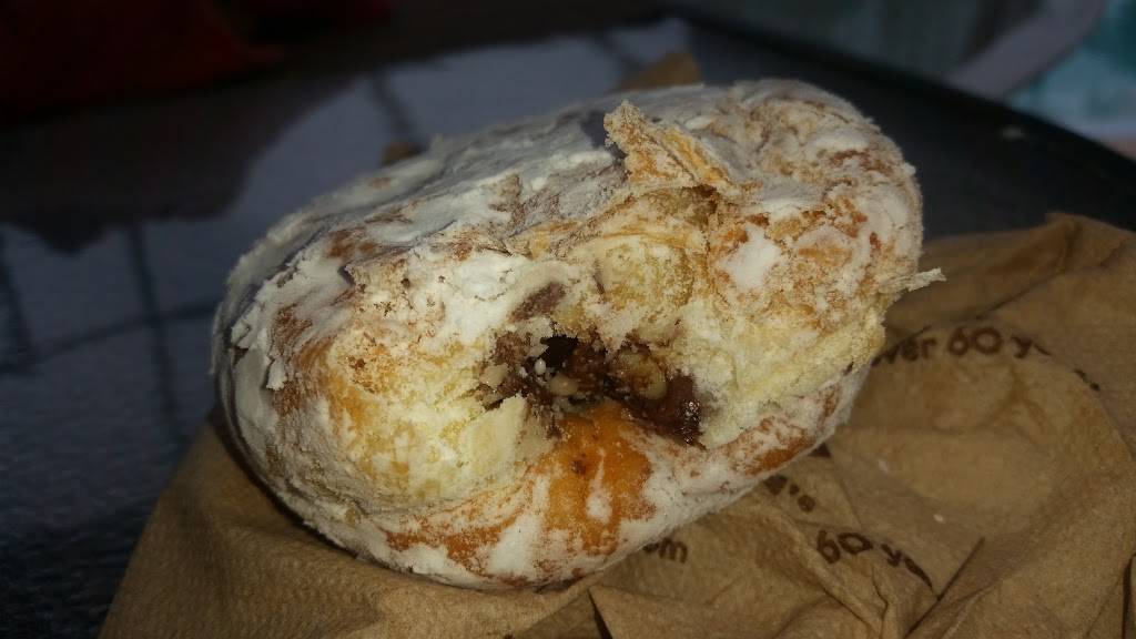 Dunkin | bakery | 2495 S McCall Rd, Englewood, FL 34224, USA | 9414747900 OR +1 941-474-7900