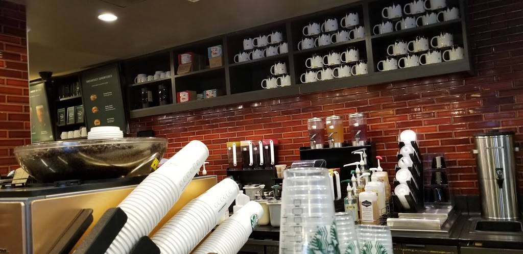 Starbucks | cafe | 99 Wall St, New York, NY 10005, USA | 2124871906 OR +1 212-487-1906