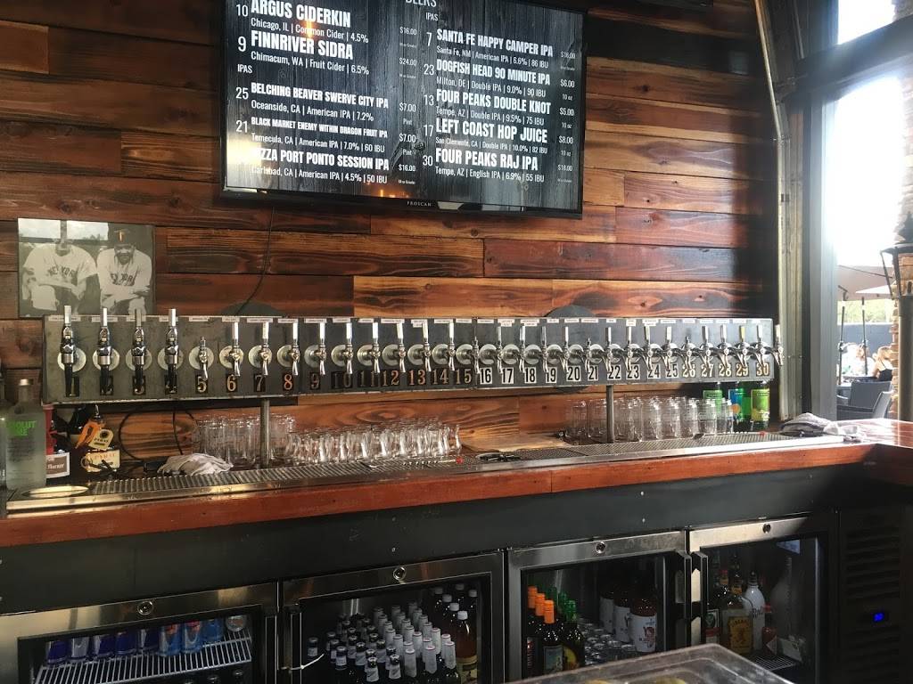 Growlers Taphouse | restaurant | 8275 N Silverbell Rd, Tucson, AZ 85743, USA | 5203898232 OR +1 520-389-8232
