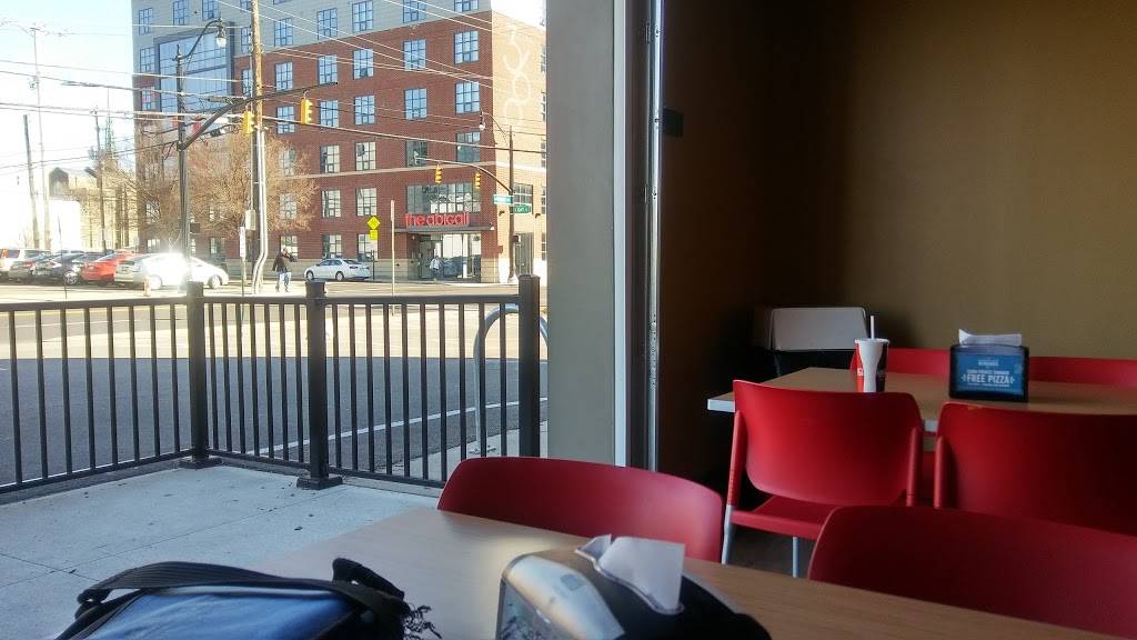 Dominos Pizza | meal delivery | 342 E Gay St, Columbus, OH 43215, USA | 6143840330 OR +1 614-384-0330