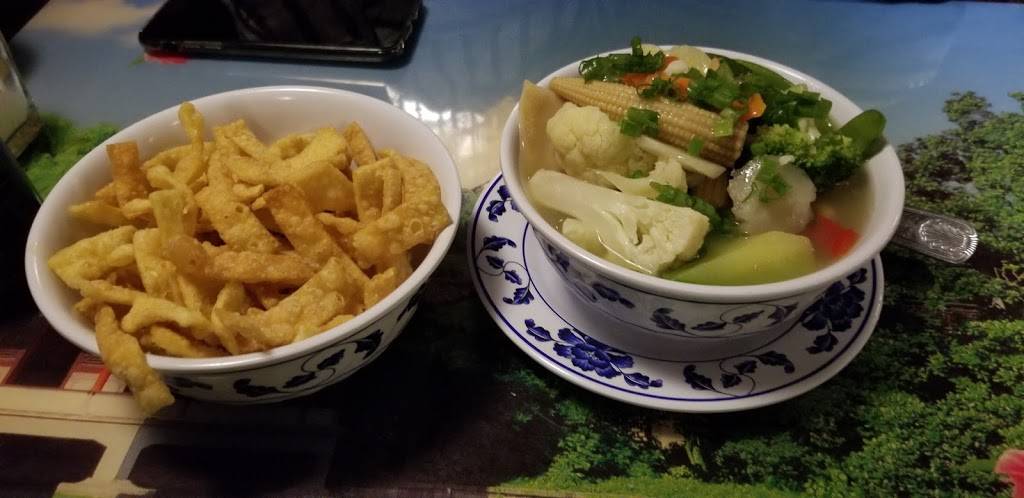 Empress Of China | restaurant | 429 Wall Blvd, Gretna, LA 70056, USA | 5043923939 OR +1 504-392-3939