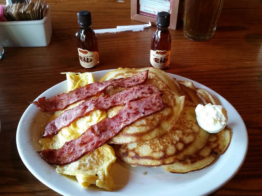 Cracker Barrel Old Country Store | restaurant | 17115 Dumfries Rd, Dumfries, VA 22025, USA | 7034412764 OR +1 703-441-2764