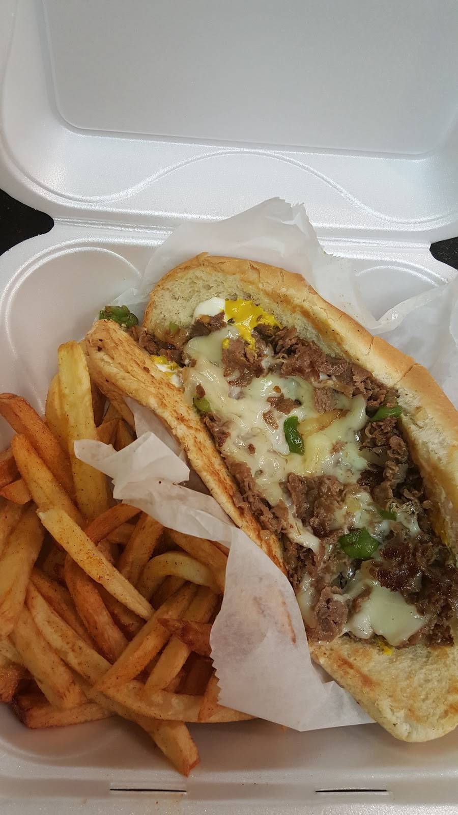 The Avenue Grill | restaurant | 818 A Philip Randolph Blvd, Jacksonville, FL 32206, USA | 9043292282 OR +1 904-329-2282