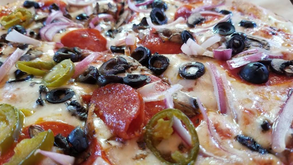 Vail Pizzeria | restaurant | 32123 Temecula Pkwy suite b, Temecula, CA 92592, USA | 9519724775 OR +1 951-972-4775