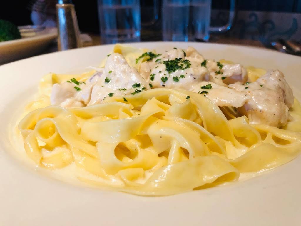 The Cheesecake Factory | restaurant | 1701 Sunrise Hwy, Bay Shore, NY 11706, USA | 6319695780 OR +1 631-969-5780