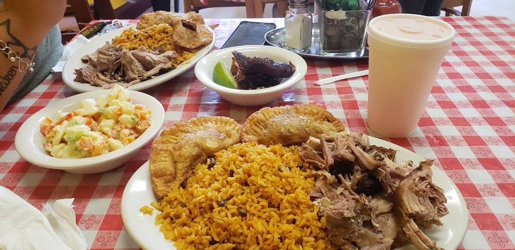 Navarrette Restaurant | restaurant | 445 Columbia Rd, Dorchester, MA 02125, USA | 6174749934 OR +1 617-474-9934