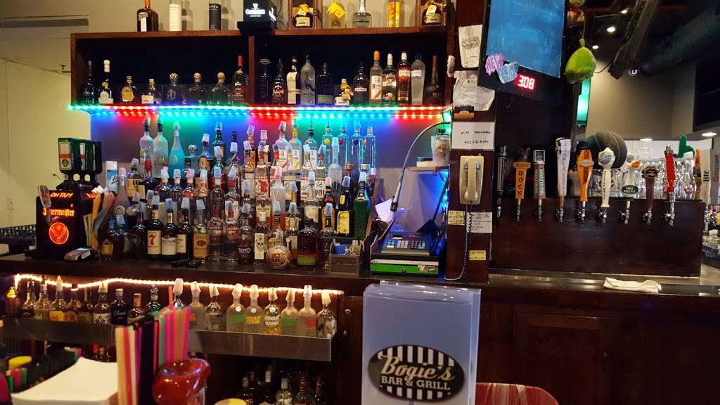 Bogies Bar & Grill - West | restaurant | 14334 U St, Omaha, NE 68137, USA | 4022814031 OR +1 402-281-4031