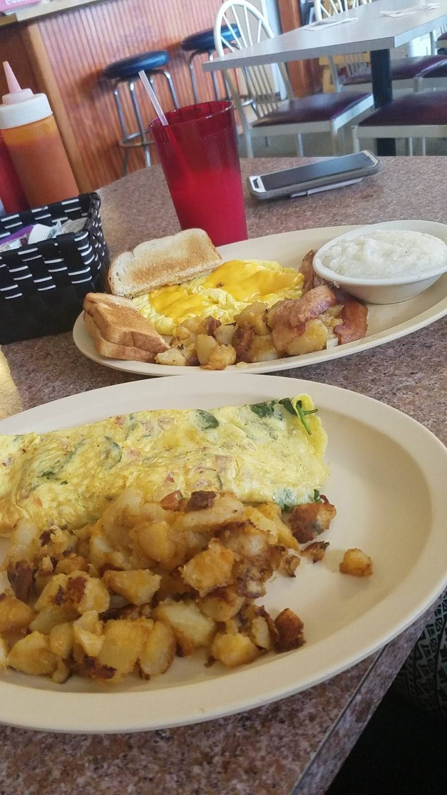 Apollo Beach Diner | restaurant | 6048 N U.S. Hwy 41, Apollo Beach, FL 33572, USA | 8136456226 OR +1 813-645-6226