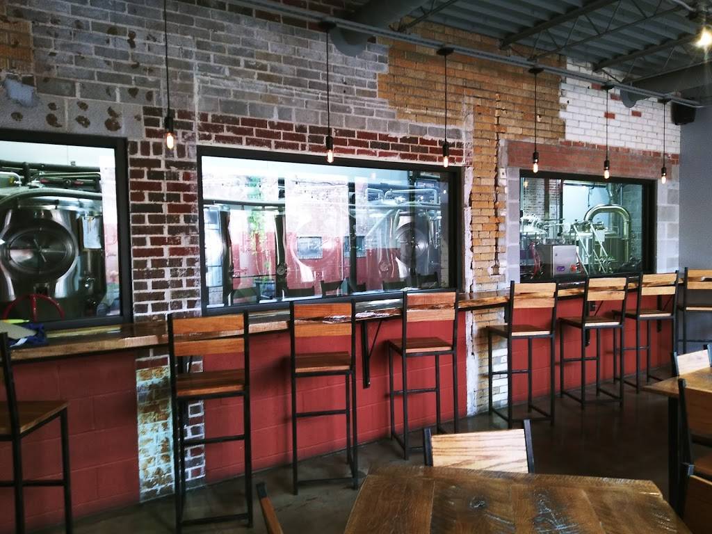 Lost Signal Brewing Company | restaurant | 610 W College St, Springfield, MO 65806, USA | 4178694755 OR +1 417-869-4755