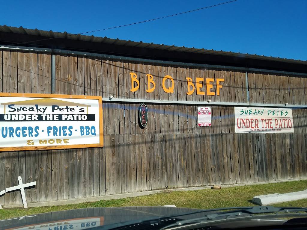 Sneaky Petes | restaurant | 3900 Pure Atlantic Rd, Groves, TX 77619, USA | 4099631241 OR +1 409-963-1241