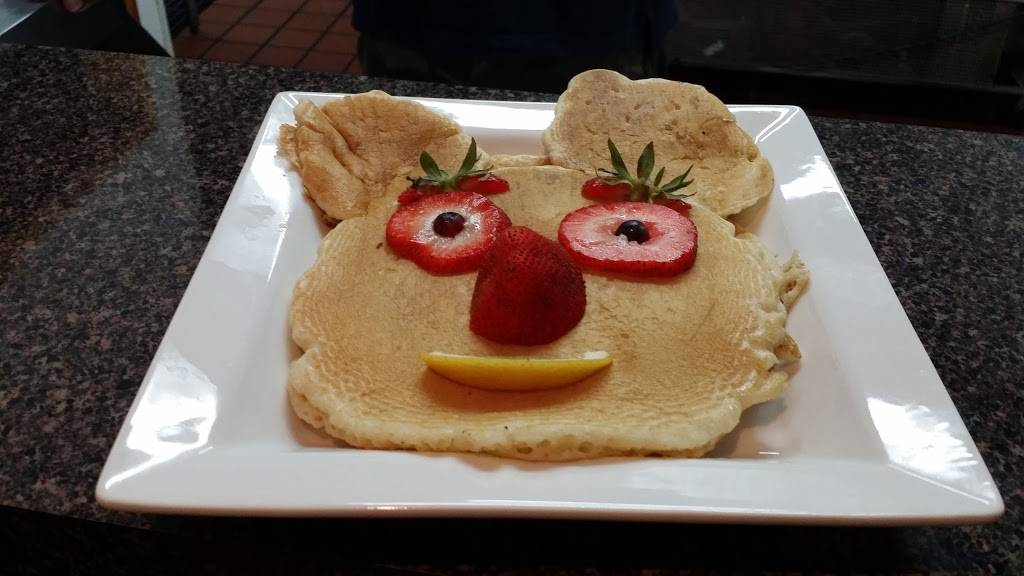 Burger Bull | restaurant | 5736 N Elston Ave, Chicago, IL 60646, USA | 7736287156 OR +1 773-628-7156