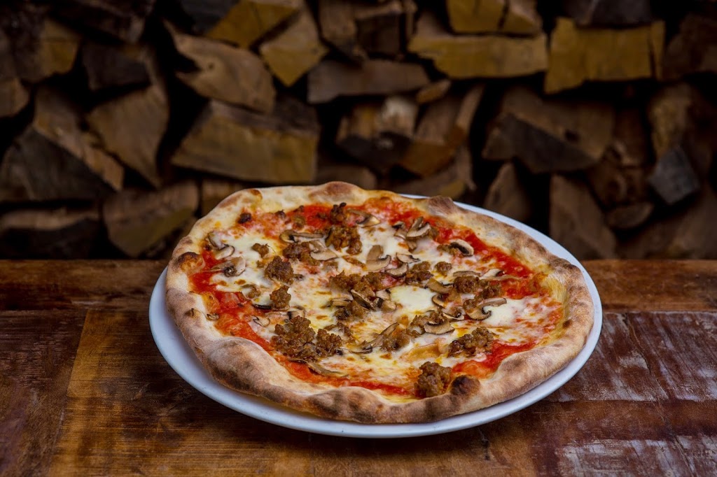 Pizanos | restaurant | 208 W Main St, Visalia, CA 93291, USA | 5597326333 OR +1 559-732-6333