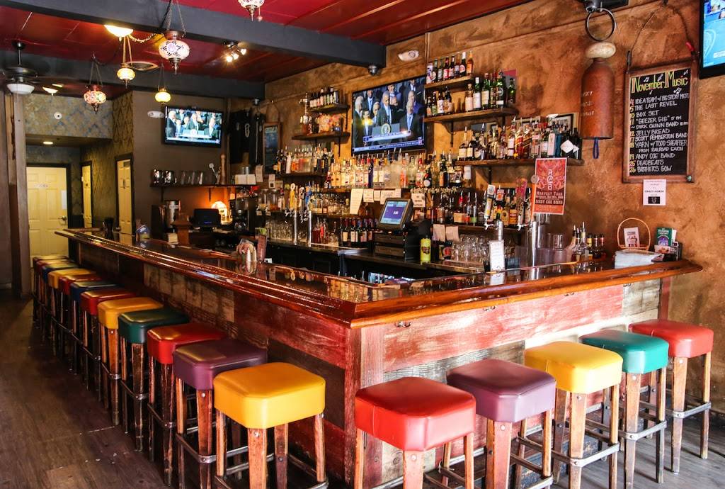 Crazy Horse Saloon and Grill | restaurant | 230 Commercial St, Nevada City, CA 95959, USA | 5302654000 OR +1 530-265-4000