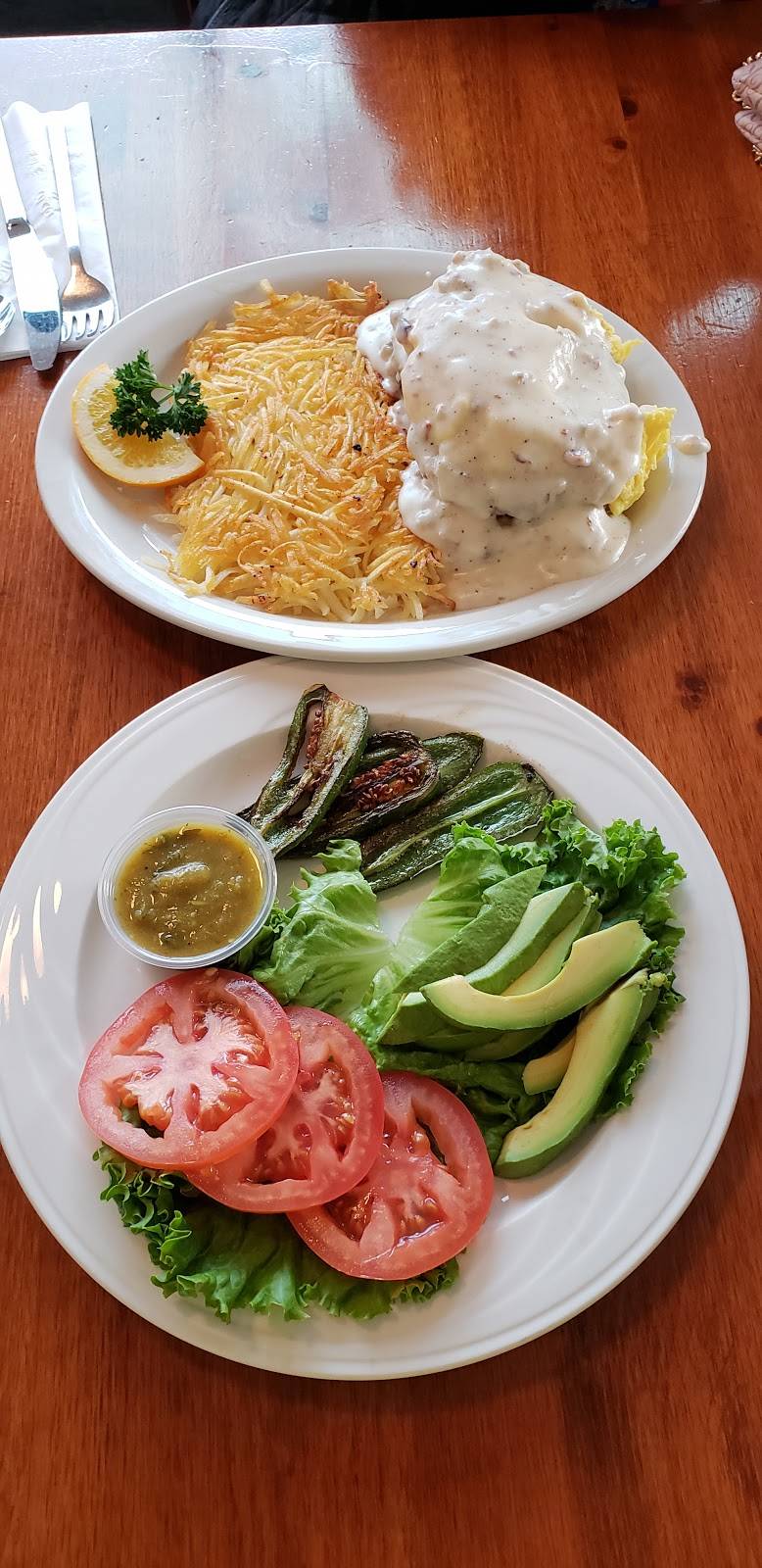 Josephines Bakery & Cafe | cafe | 383 1st St, Gilroy, CA 95020, USA | 6692057073 OR +1 669-205-7073