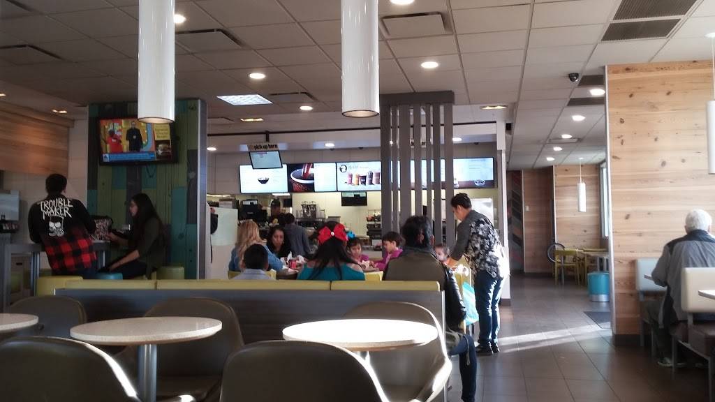 McDonalds | cafe | 12625 Central Ave, Chino, CA 91710, USA | 9095917772 OR +1 909-591-7772