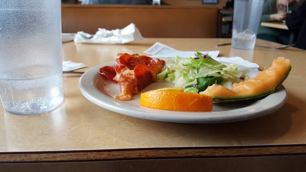 Izzys | restaurant | 3540 Pacific Ave SE, Olympia, WA 98501, USA | 3604560314 OR +1 360-456-0314